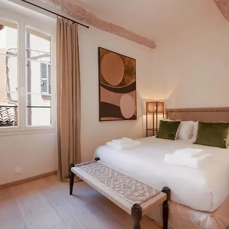Pick A Flat's In Saint-tropez- Rue Victor Laugier * Saint-Tropez